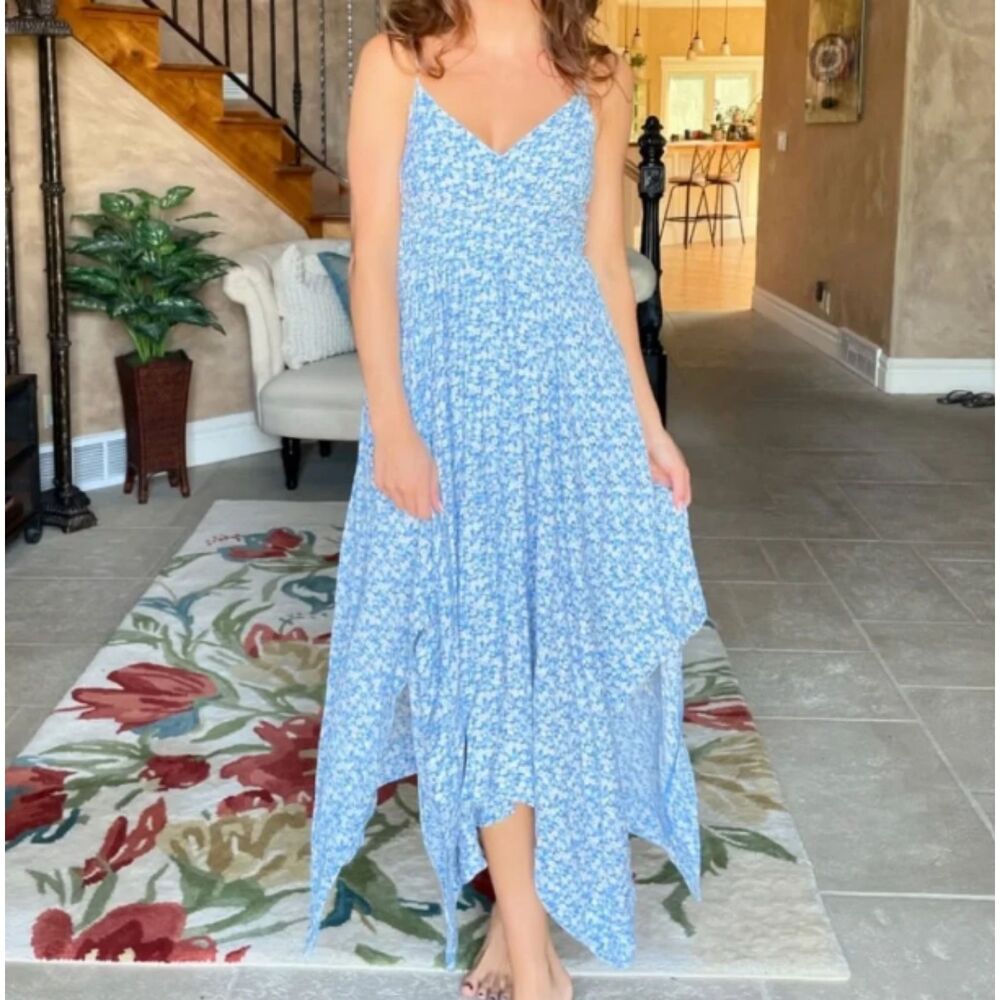 NWOT Blue Pepper Blue Ditsy Floral Handkerchief Hem Cottagecore Cami Dress Sz XL
